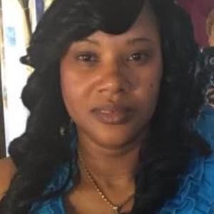 Meet your Posher, Monique